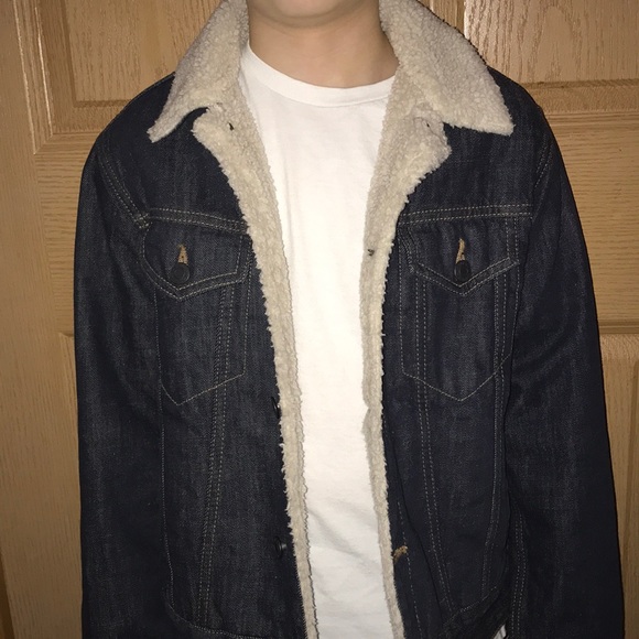 Coat - Picture 3 of 4